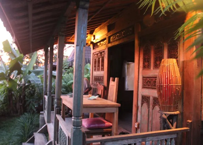 Puri Kayu Cottages 2* Ubud
