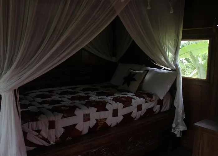 Puri Kayu Cottages