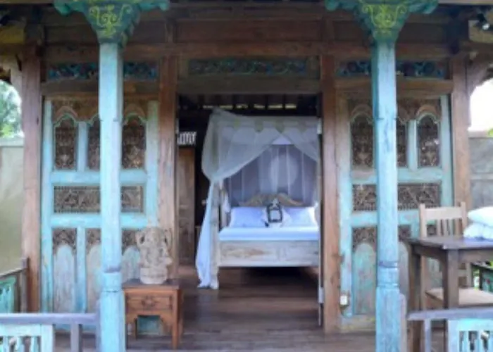 Puri Kayu Cottages ホリデーパーク ウブド