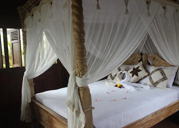 Puri Kayu Cottages ホリデーパーク ウブド
